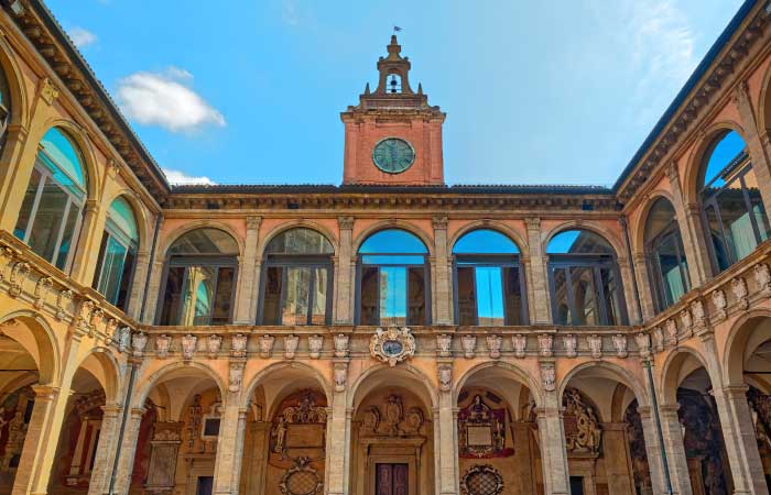 Bologna Üniversitesi